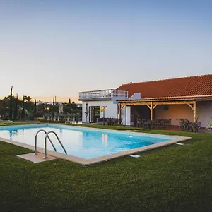 With Pool & Garden By Host Wise Fuzeta